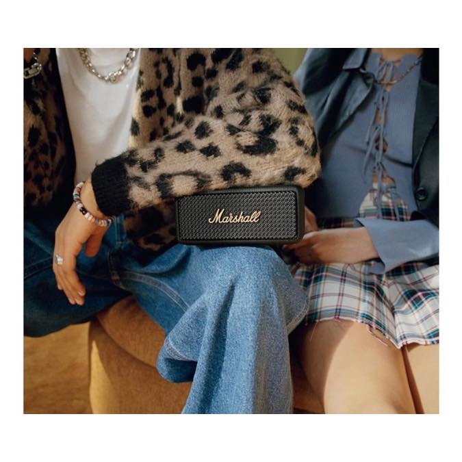 Marshall Emberton 2 - Enceinte Bluetooth Portable, sans Fil, Ip67 Résistant à la Poussière et à l'eau, Plus de 30 Heures de Lecture, Charge Rapide - Noir – Image 4
