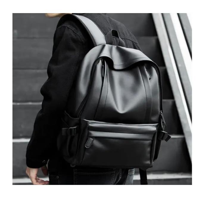 Sac à dos élégant imperméable 15,6 pouces - en Simili Cuir couleur noire - Homme & Dame – Image 5