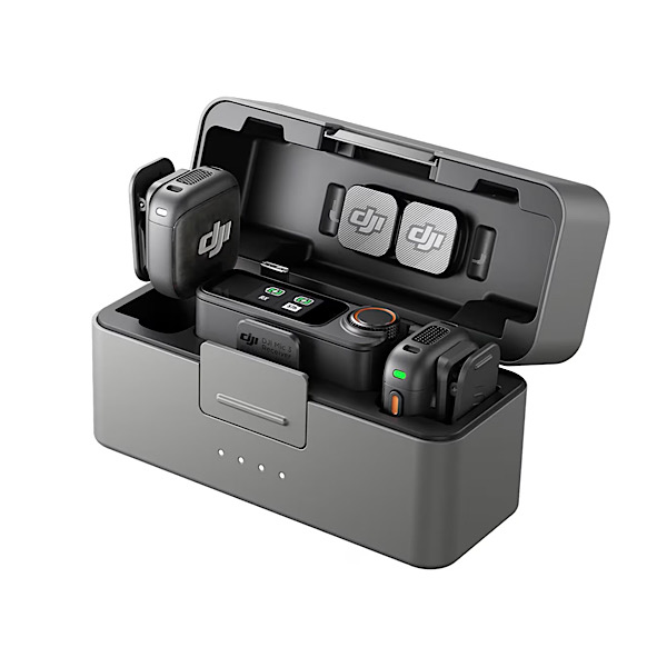 DJI Mic 3 (2 TX + 1 RX + Boîtier de Recharge), Microphone sans Fil pour iPhone/caméra/Android, ultraléger, contrôle de Gain adaptatif pour Un Volume équilibré, 28 h d’Utilisation, Vlog